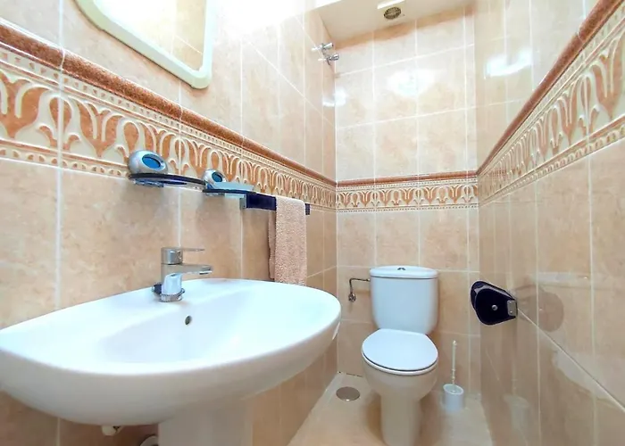 Lovely 2 Bedroom Townhouse In Fuentesol, * Nerja
