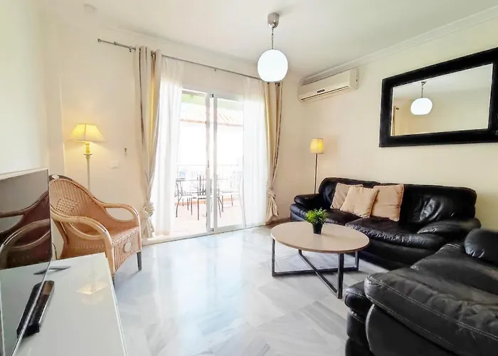 Lovely 2 Bedroom Townhouse In Fuentesol,