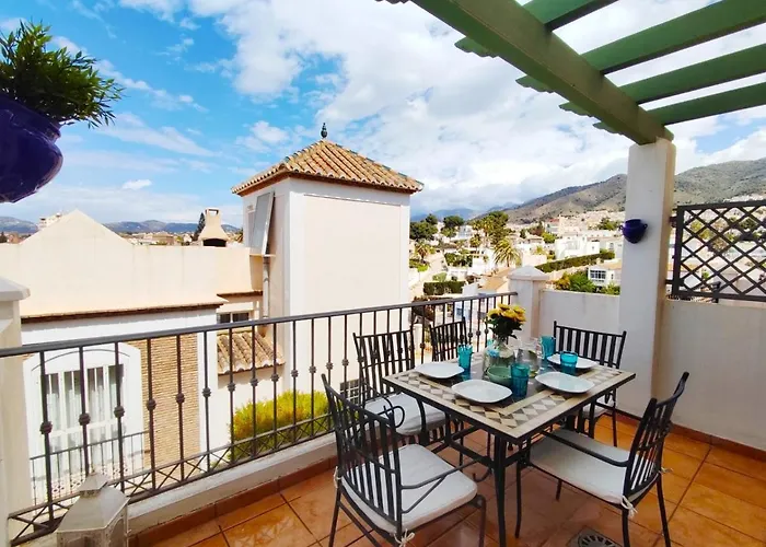 Apartamento Lovely 2 Bedroom Townhouse In Fuentesol, Nerja