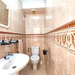 Lovely 2 Bedroom Townhouse In Fuentesol, Nerja